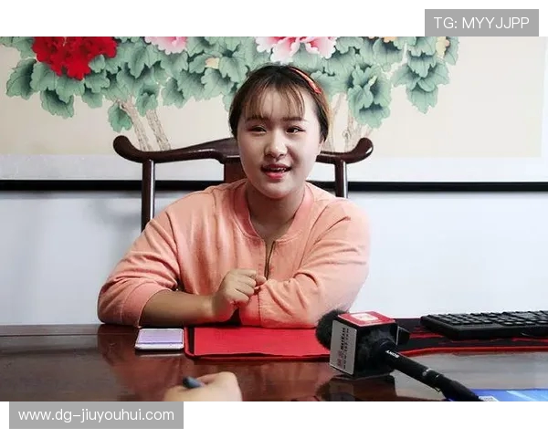 揭秘济南足球网红女博主成长之路与背后城市球迷文化融合精彩故事